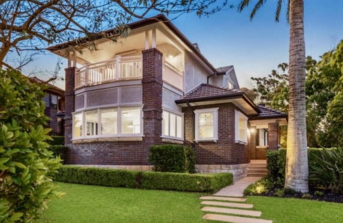 The Spit Casa | Entire large 4 bedroom house with pool in Mosman