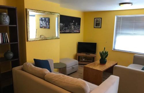 Loddon Apartamento | Entire Loddon Apartment