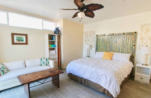 La Joya Casa | Entire Luxe Property, 3 Single Units, Private Pool & Jacuzzi