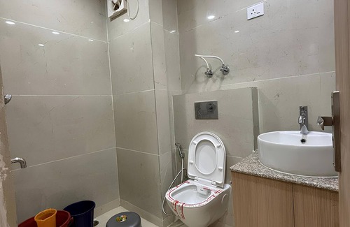Greater Noida Apartamento | Entire Premium Apartment for Rent