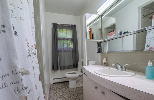 White Lake Casa | Entire Private 3 Bedroom Large House in Upstate NY