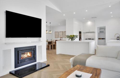 Peachester Casa | Entire Property at Sunshine Grove