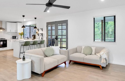 Peachester Casa | Entire Property @ Sunshine Grove