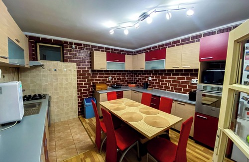 Sinaia Apartamento | Entire rental unit in Sinaia, Romania