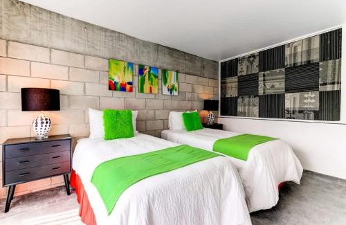 Hendricks and Venice Isles Apartamento | Entire townhouse Ft Lauderdale