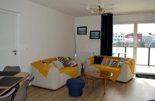Courseulles-sur-Mer Apartamento | Entre Plage et Ports, Le 49 - avec balcon 4 étoiles