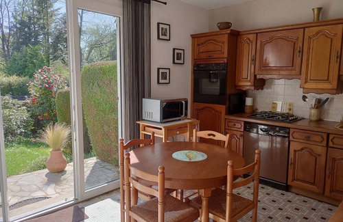 Plelan-le-Petit Casa | CASA AMPLIA Y CALIENTE
