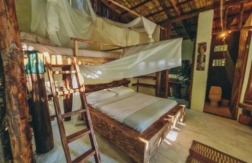 Doradal Cabina | EntreAguas Ecolodge
