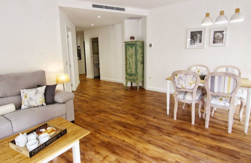 Zaragoza Old Town Apartamento | ENTRESUELO B - E B - Apartamentos Almada - Plaza del Pilar