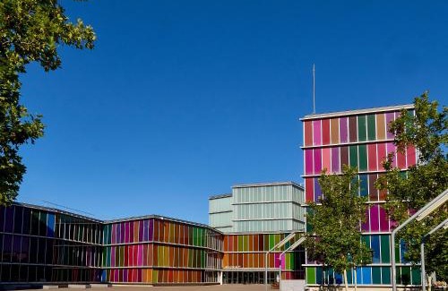 Leon Apartamento | Entrevias Lodging - con Garaje y WIFI
