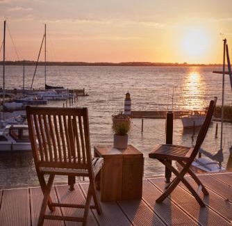 Stexwig Casa | Entspannt Urlauben am Wasser Ferienhaus "Schuppen 23" für bis zu vier Personen!