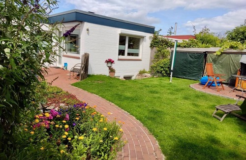 Sprenge Apartamento | Entspannt Urlaubenin Strandnähe mit Sauna und Kamin in Schwedeneck