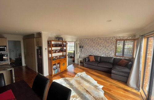 Wanaka Casa | Envidiable ubicación en el centro de Wanaka. Habitación para 8-10 personas.