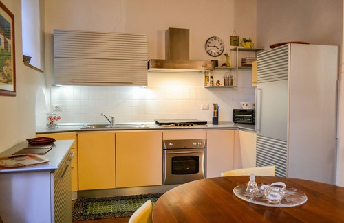 Pitigliano Apartamento | Entorno para el descanso, ideal para parejas amantes de la naturaleza.