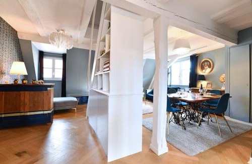 Old Town Apartamento | Envole moi vers la lune - 4 guests - 2 BR - City