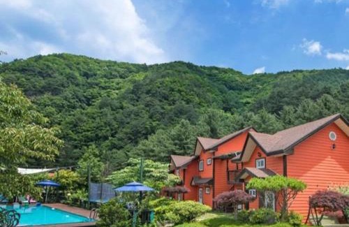 Heungjeonggyegok Casa | Eoullim Pension Starlight Yard