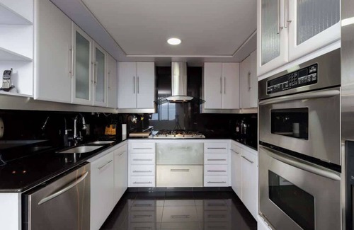 El Tesoro Apartamento | |EP| Spacious 3-BR in El Poblado | Family Friendly