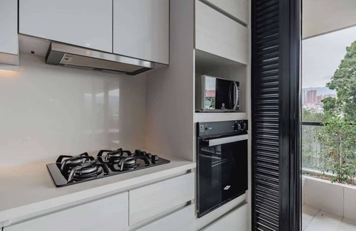 Lalinde Apartamento | |EP| Spacious Apt W/Gym, Balcony, pool/ Views