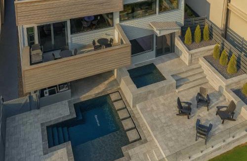 Katie Hill Neighborhood Casa | Epic Luxury Mansion w Nashville Skyline Views