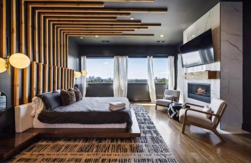 Katie Hill Neighborhood Casa | Epic Luxury Mansion w Nashville Skyline Views