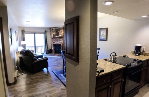 Purgatory Condominio | Epic Mountain Views! 2 Miles North of Purgatory! Heated Pool !