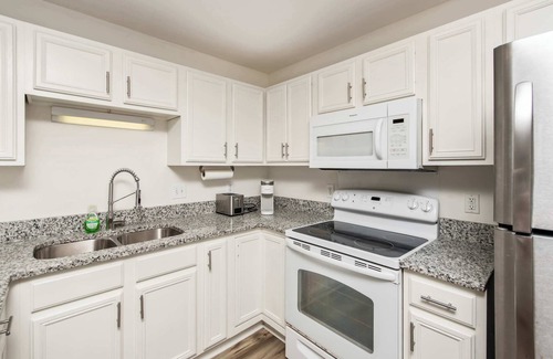 North Myrtle Beach Casa | EPIC Oceanfront,Sleep 36,Private Pool,Elevator,SP