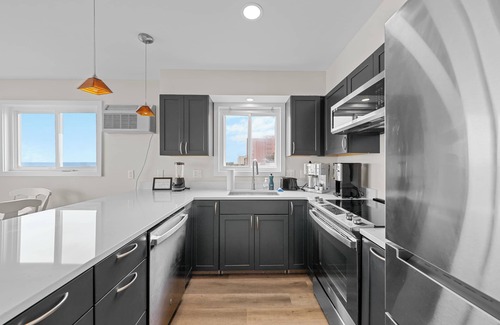 Midtown Ocean City Casa | EPIC RENOVATED PENTHOUSE Direct Oceanfront Huge Balcony View