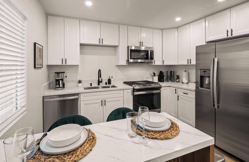 Point Loma Heights Casa | EPIC Sunsets, Multi-Level backyard Oasis, Hot Tub, 1 mi to Ocean Beach