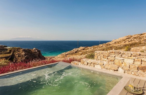 Elia Villa | Epic Twin | Luxurious 14 bedrooms villa for 28...