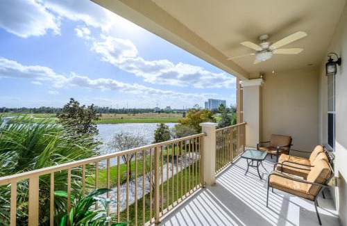 Florida Central Atlantic Coast Apartamento | Epic Universe Vista Cay Lakeview Condo - 1019