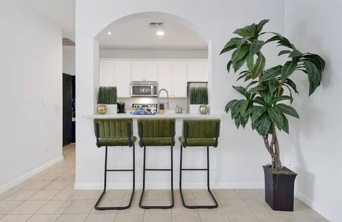Trafalgar Village Casa | Epic Villa 5Bedroom At Resort