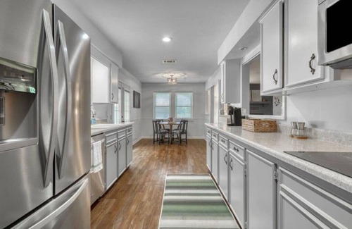 Lissie Casa | Equestrian Hideaway | Splashway Waterpark