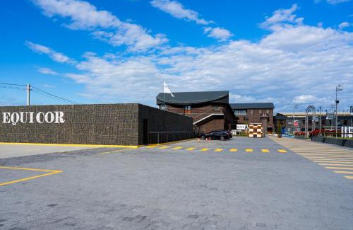 Yavory Hotel | Equicor