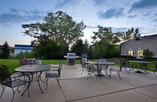 Half Day Condominio | Suite Corporate Center equipada con acceso a la piscina + desayuno gratis
