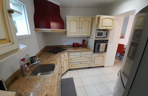 Noyers-sur-Cher Casa | Equipped kitchen, 2 bedrooms, living room, garden, 10min from Parc de Beauval.