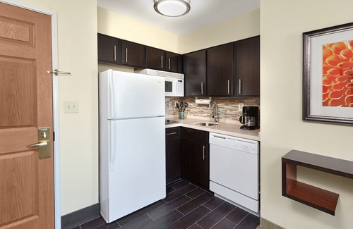 Half Day Apartamento | Estudio equipado con Wi-Fi gratis, acceso a la piscina + desayuno gratis