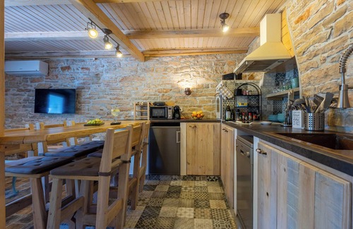 Prodol Casa | er Top Villa ,nur 7 km vom Meer Entfernt