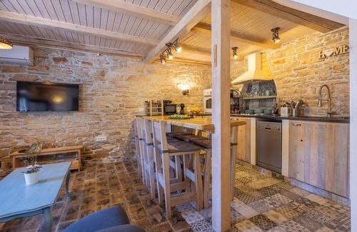 Prodol Casa | er Top Villa ,nur 7 km vom Meer Entfernt