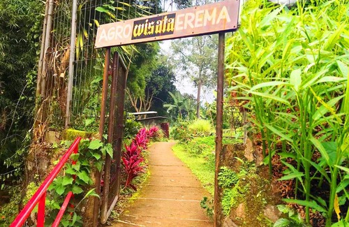 Bogor Tengah Cabina | Erema Village