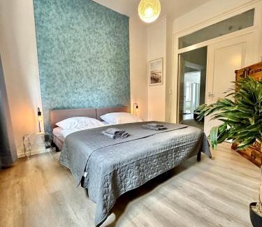 Burgeresch Apartamento | Erholsame City-Erdgeschosswohnung mit Veranda, Grill und Parkplatz D46EG