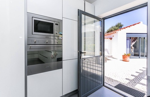 Mafra Villa | ERICEIRA Hills- DE LUXE VILLA con piscina climatizada CONTRA EL ATLÁNTICO