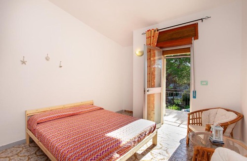 Sas Linnas Siccas Apartamento | Erminia House - Orange Flat