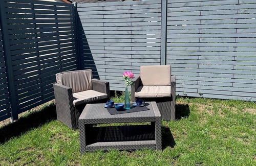 Dettingen an der Erms Apartamento | Ermstalsuite - Spacious vacation apartment with a large garden in great surroundings.
