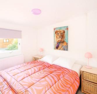 Erm Casa | Ermwood Cottage