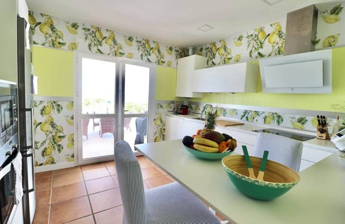 Cabo Roche Casa | Erste Meeres Linie Ferienhaus mit Garten, Pool und Privatem Strandzugang