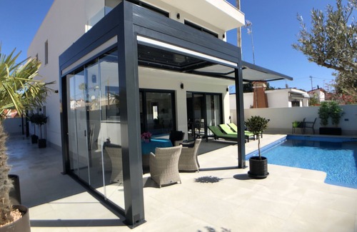 Guardamar del Segura Casa | Villa Bella - Villa moderna La Marina cerca de la playa