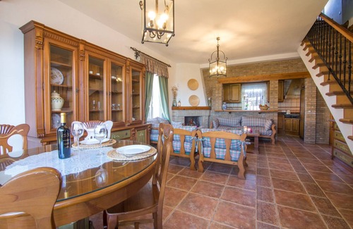Los Canos de Meca Villa | Gran Villa situada a Pie de playa (50 metros) con Magníficas Vistas al Mar.