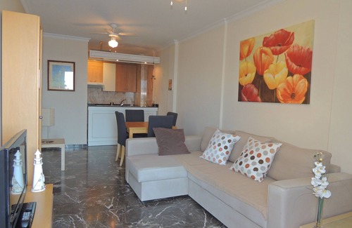 Los Gigantes Apartamento | SPECTACULAR SUNNY APARTMENT WITH WIFI, POOL, PANORAMIC CLIFF & SEA VIEWS.