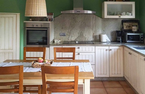 Queo de Abaixo Casa | AG Casa Bértoa con jardín y comedor exterior x8