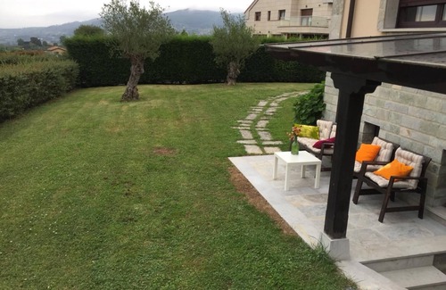 Santa Marina de Oblanca Apartamento | Apartamento independiente con jardín privado y barbacoa